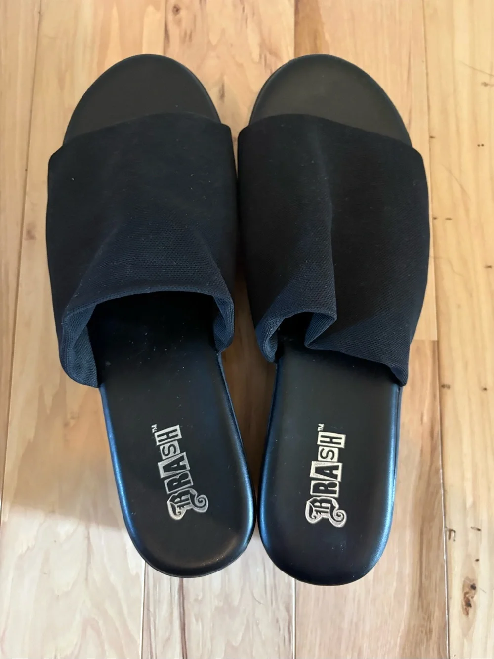 Brash black platform